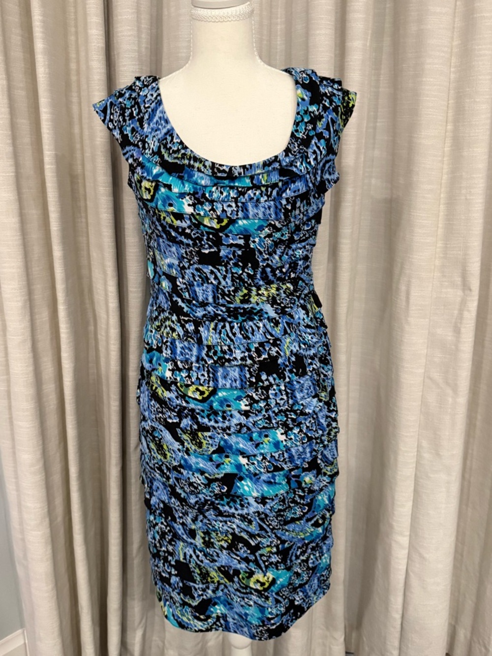 Adrianna Papell Blue and Black Abstract Cap-Sleeve Midi Dress